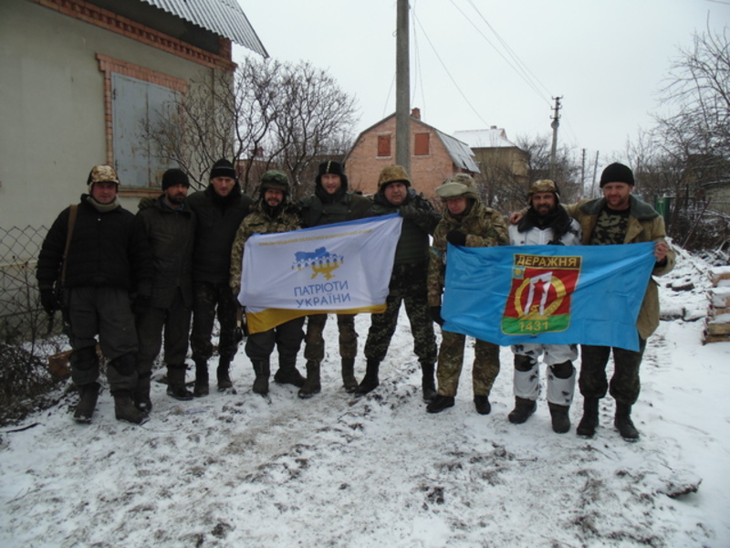 Волонтери везуть допомогу землякам на Донбас