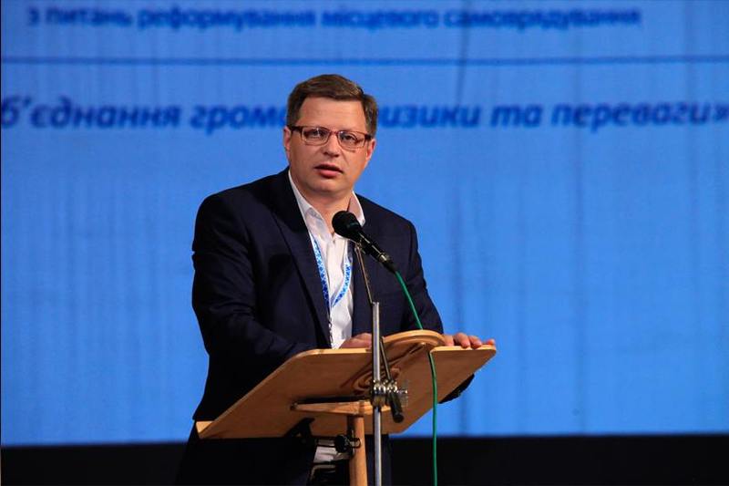 Сергій Яцковський - директор агенції регіонального розвитку області. 