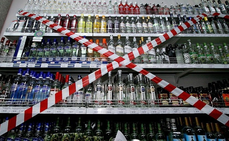 Хмельницька міська рада просить торгівельні заклади міста не торгувати спиртним 1 вересня