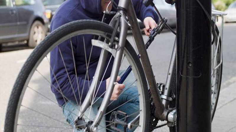Якби непогашена судимість, то крадій велосипеда міг отримати умовний термін покарання