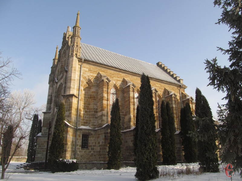 Костел у Мукареві збудували в середині ХІХ століття