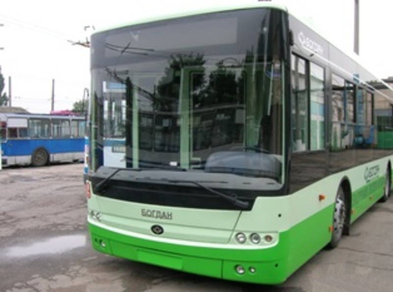 Курсуватимуть додаткові автобуси на маршрутах № 51, 51А, 52 (Катіон – Ракове), 50 (М'ясокомбінат – ПМС-250)
