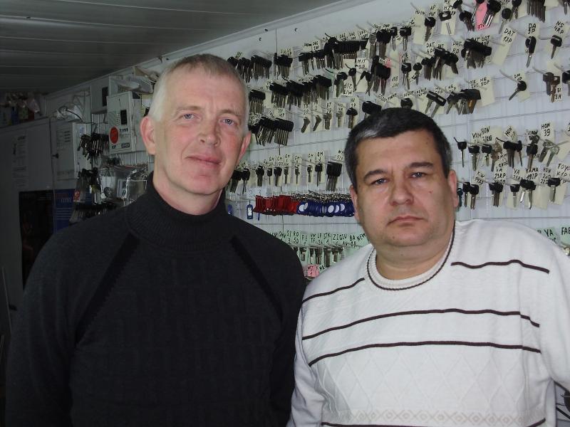 Сергій Мельник та Геннадій Смольницький (праворуч) переконані: відкрити можна все!