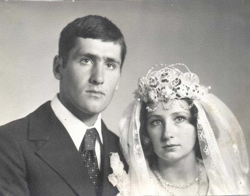 6 травня 1979 року Анатолій та Ольга стали на весільний рушник.