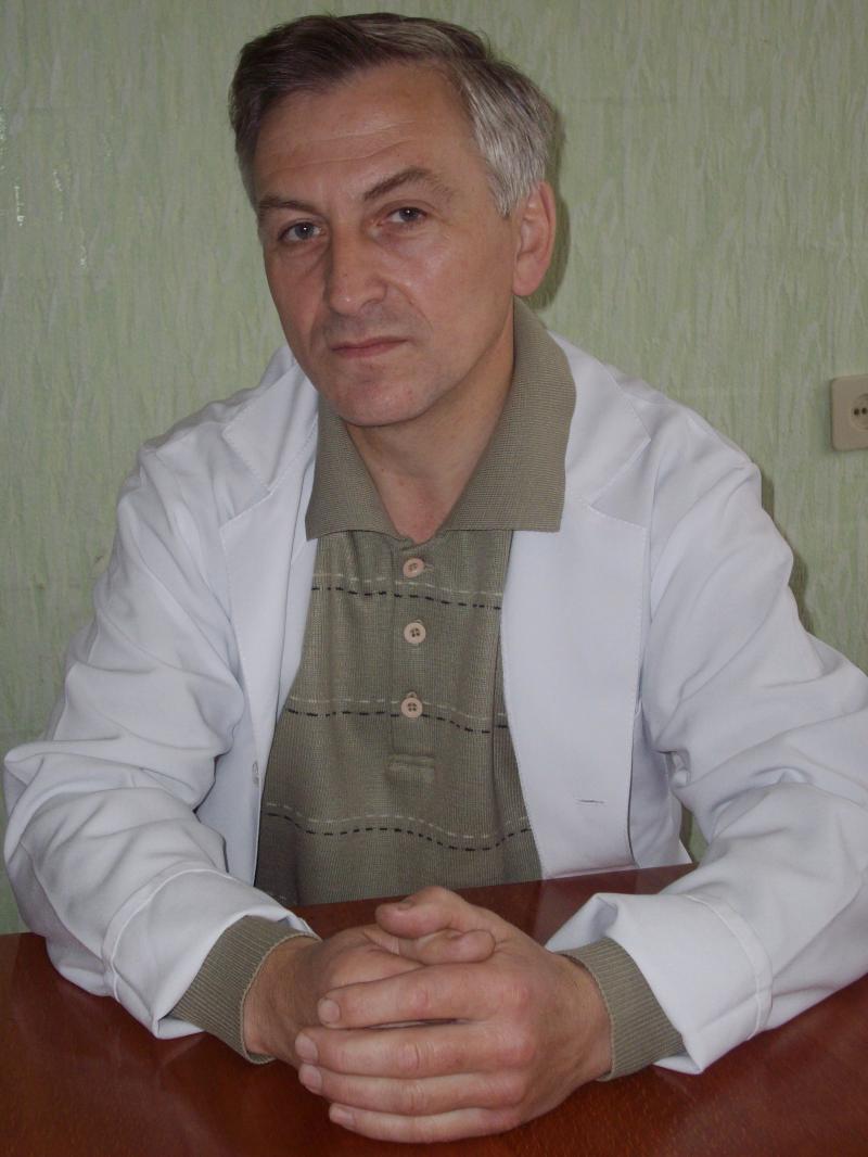 Лікар-психіатр Глобинської центральної районної лікарні, що на Полтавщині, Олександр Яременко. 