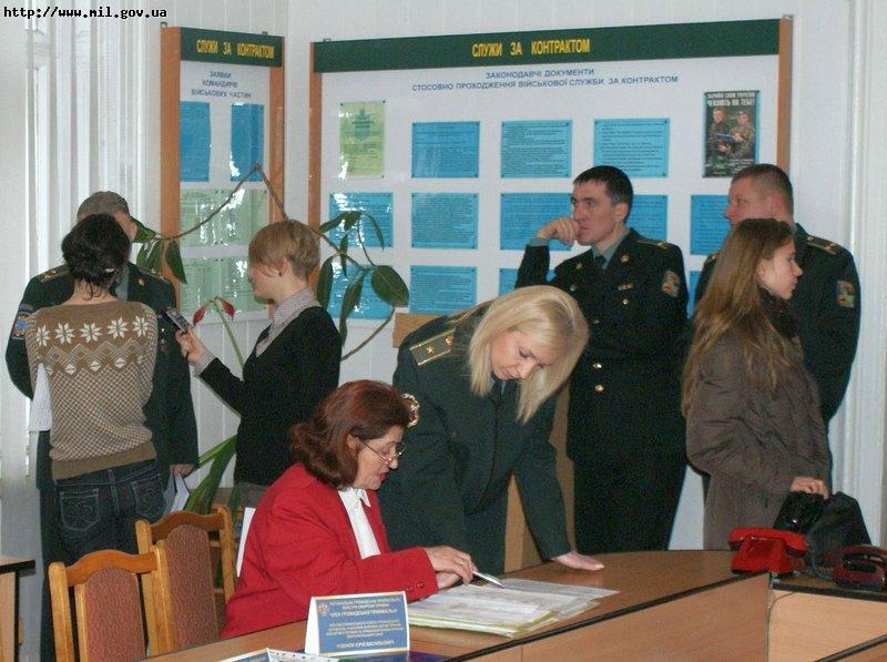 Створення Регіональних громадських приймалень Міністра оборони України неодмінно сприятиме вчасному та публічному реагуванню оборонного відомства на ініціативи та звернення громадськості.