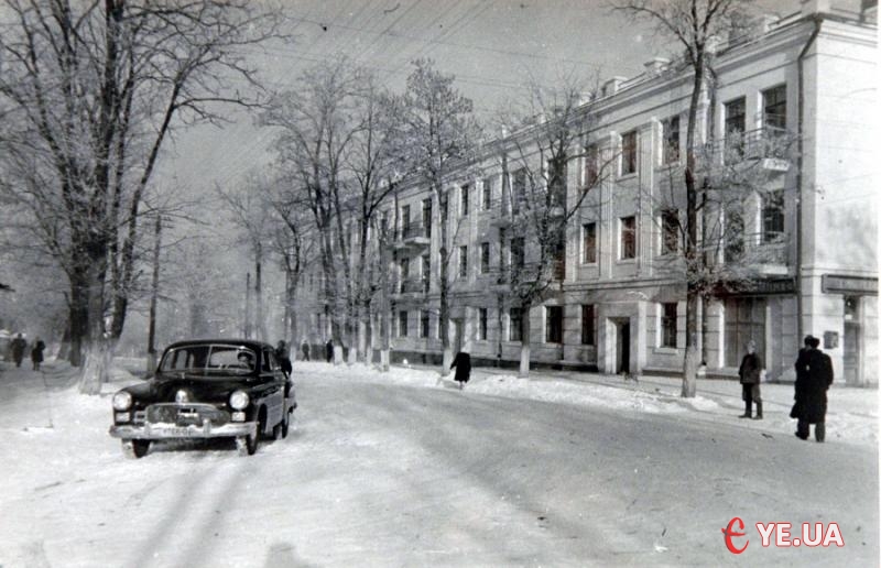 Хмельницький, січень 1954 року. Цей місяць відзначився не лише перейменуванням Проскурова на Хмельницький, а й лютими морозами. 