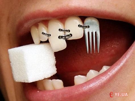 Губернатор переконаний, що у хмельничан достатньо зубів, щоб виплачувати зарплатню стоматологам. 
