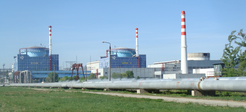 1 квітня 1988 року о 10 годині 15 хвилин, Хмельницька АЕС виробила свій перший мільярд кіловат-годин електроенергії