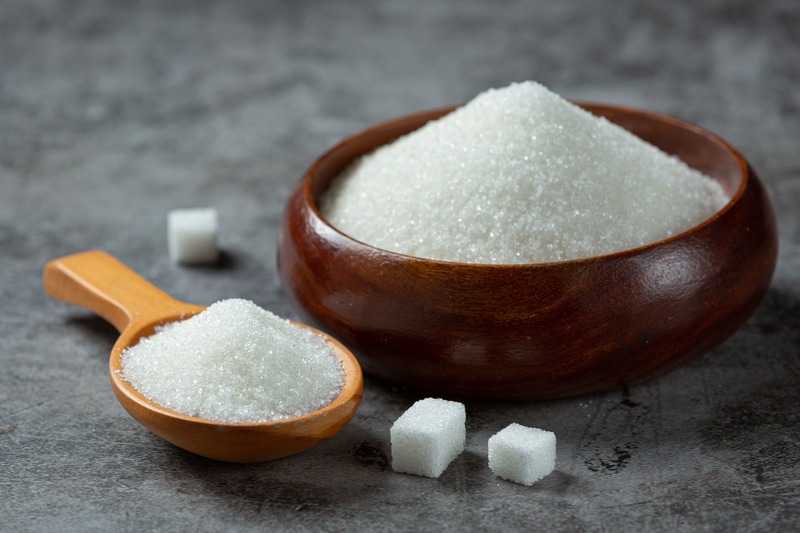Найперше зростання вартості цукру може вдарити по кишенях людей, які звикли робити літні консервації