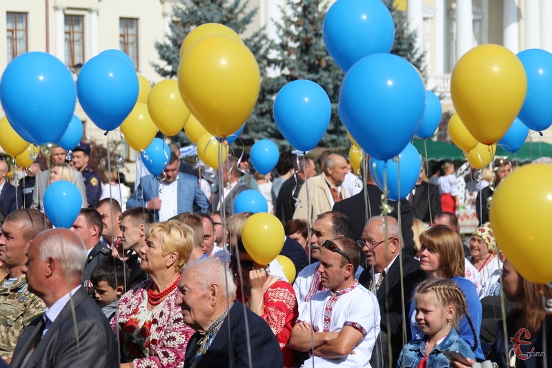 Урочисті події до Дня Незалежності проходять у Хмельницькому на майдані