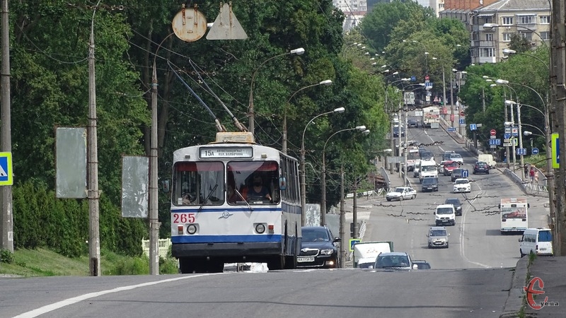 Протягом трьох годин буде призупинено рух тролейбусів до мікрорайону Гречани