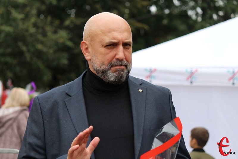 До 2019  року Сергій Кривонос був заступником Секретаря Ради національної безпеки і оборони України