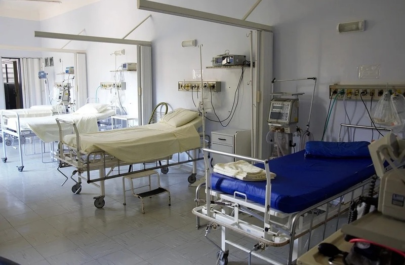 Для лікування інфікованих коронавірусом в міській лікарні підготували сто ліжкомісць