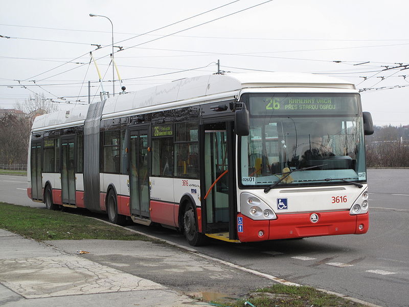 Зокрема, у Хмельницькому курсуватиме тролейбус-гармошка