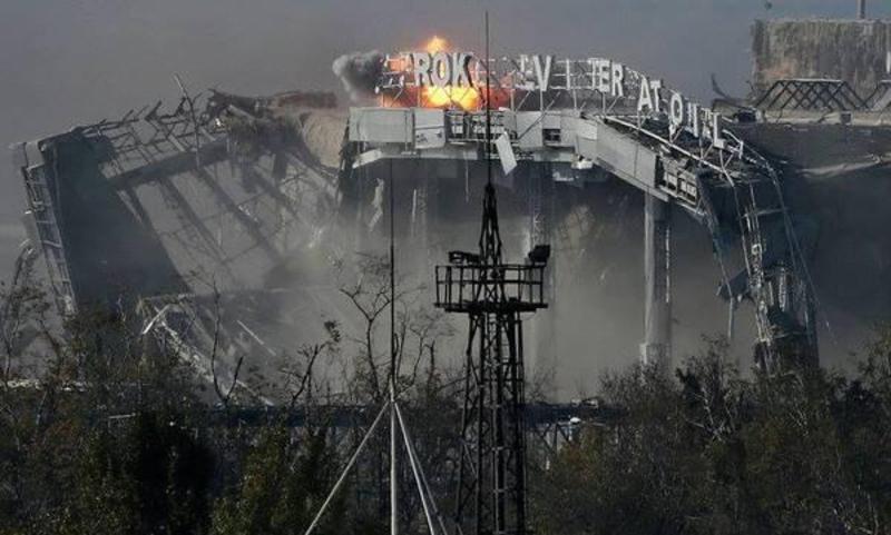 Бої за Донецький аеропорт розпочалися в ніч з 25 на 26 травня 2014 року