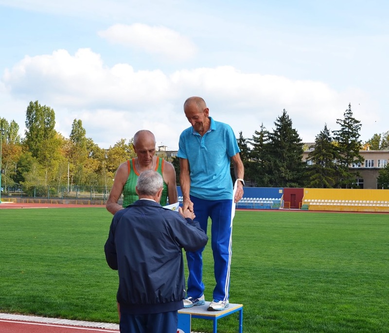 Микола Оніщук здобув першість у спортивній ходьбі