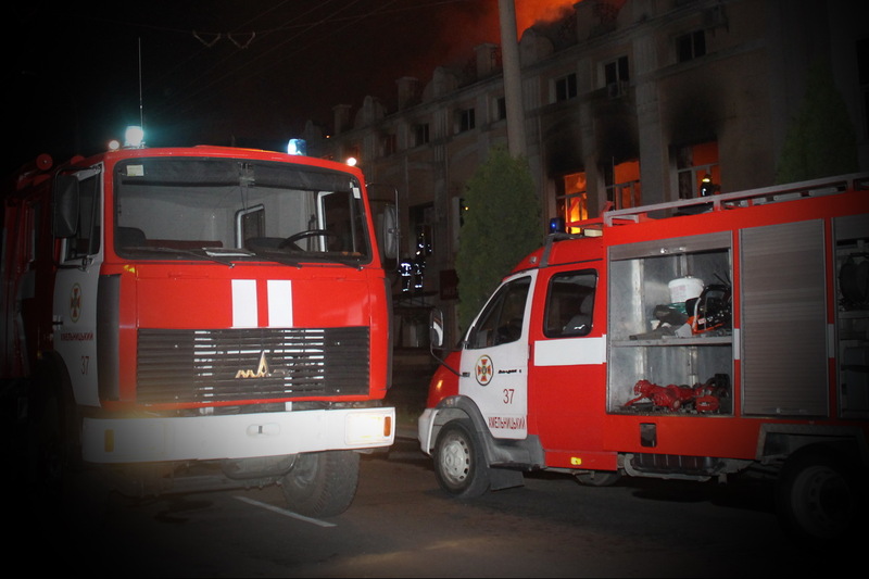 За добу підрозділи ДСНС у Хмельницькій області чотири рази виїздили на гасіння пожеж