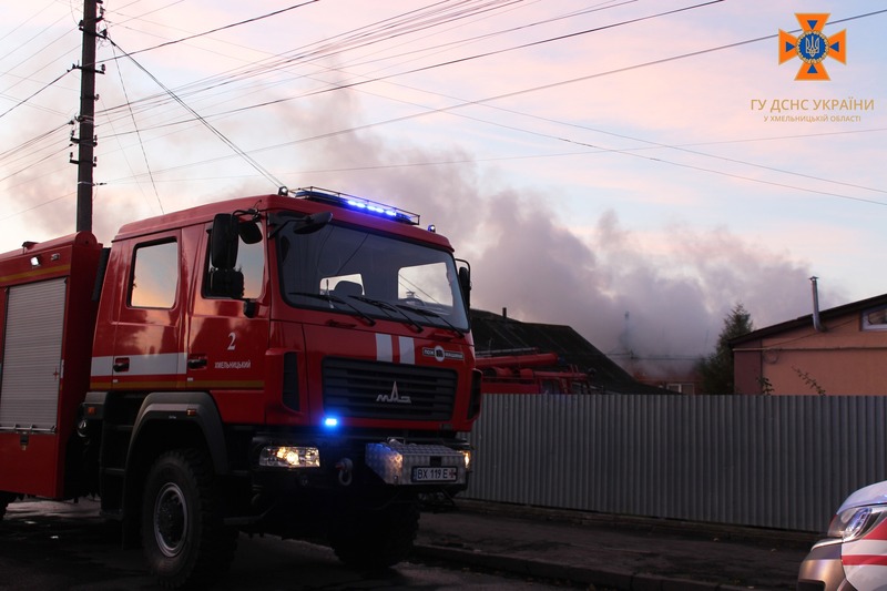 Впродовж минулої доби рятувальники Хмельниччини тричі гасили пожежі, які сталися в оселях мешканців області