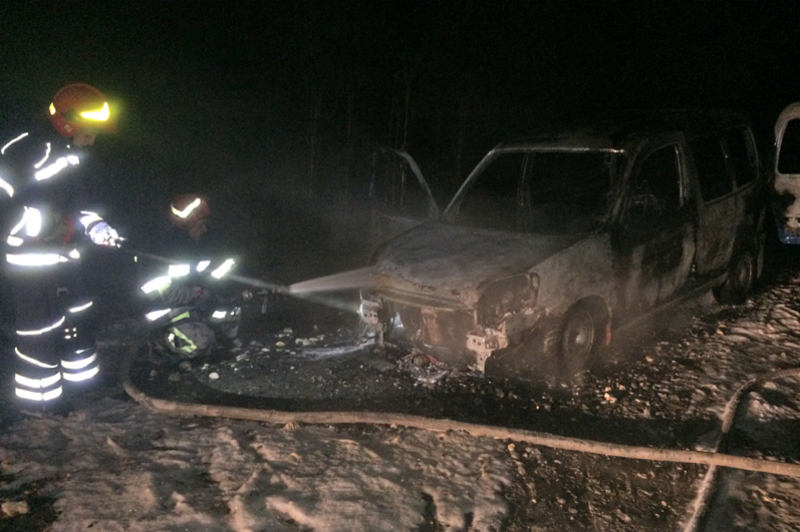 За останні три дні на Хмельниччині зафікусвали чотири пожежі автомобілів