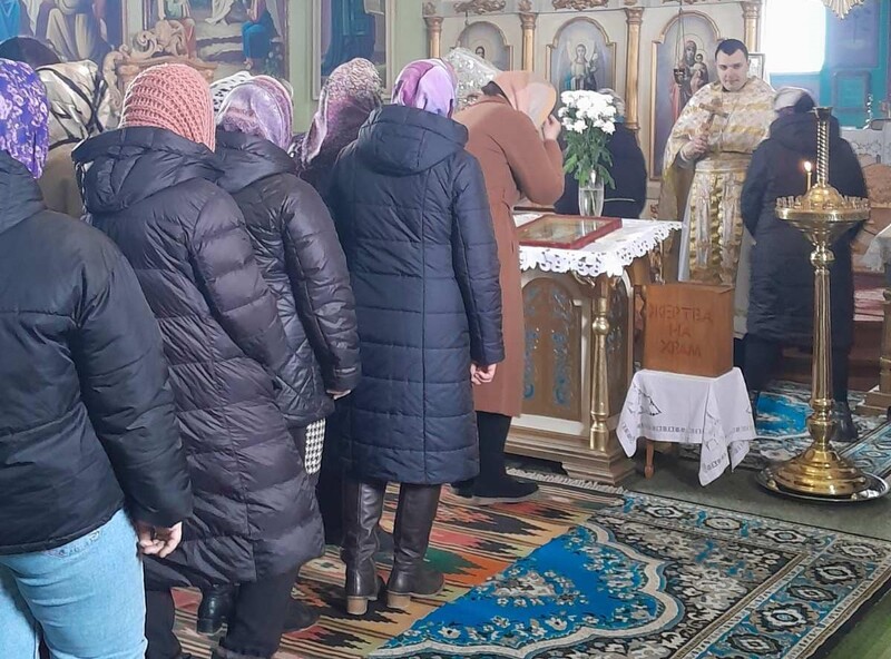 Для того, щоб провести службу у храмі українською, прихожани чекали на офіційний дозвіл пів року