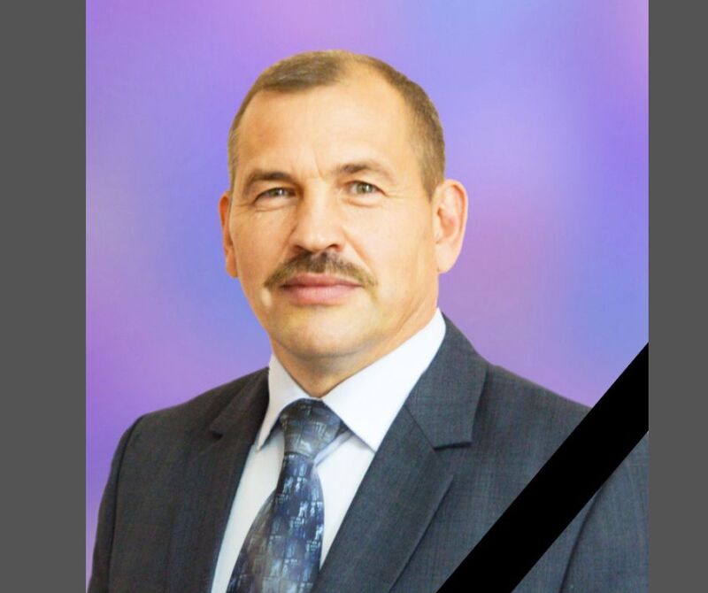 З 2015 року по 2018 рік Ігор Русий очолював Старосинявську районну державну адміністрацію