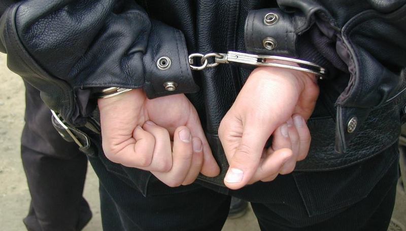 На Хмельниччині поліцейські затримали чоловіка, якого підозрюють у пограбуванні