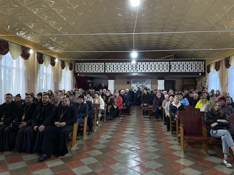 За період широкомасштабного вторгення на Шепетівщині до Православної церкви України перейшли 15 громад