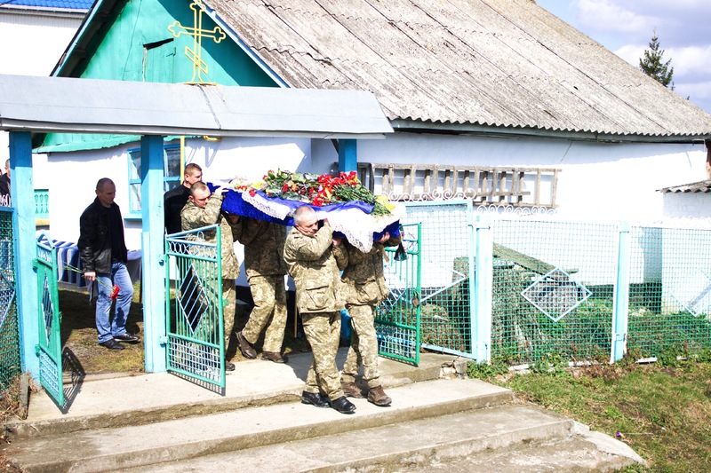 Поховали нашого земляка у селі Іванівці Барського району, що на Вінниччині. Фото: надане Сергієм Семенком