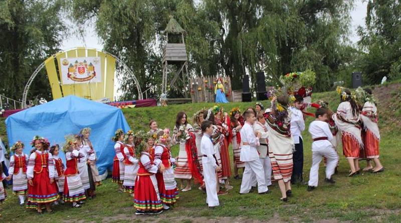 на фестиваль до міста завітають понад двадцять етногуртів та ансамблів з різних куточків України