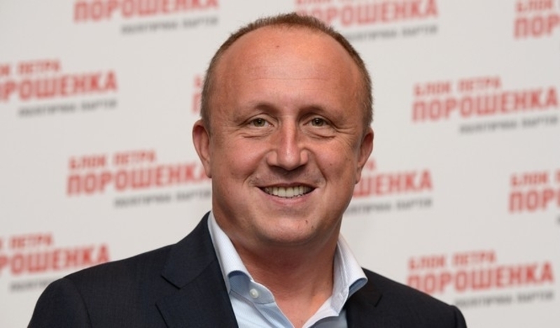 Михайло Гвоздьов поки залишається народним депутатом, попри те, що очолив ДП Антонов
