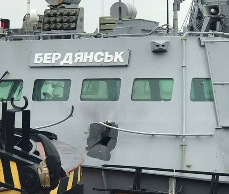 Перше зображення малого броньованого артилерійського катера "Бердянськ", що був пошкоджений російськими кораблями