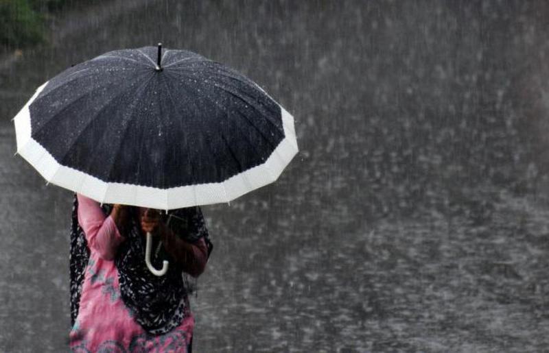 Хмельничани, не забувайте парасольки - синоптики прогнозують дощові вихідні.