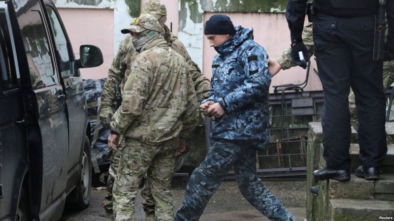 Частину українських моряків етапували до Москви і вони перебувають в ізоляторі