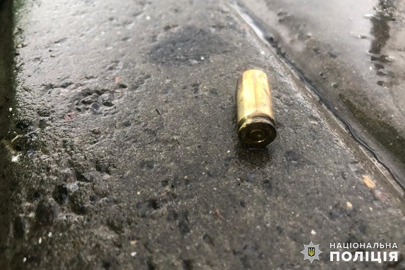 У поліції кажуть, що в Путіна у Хмельницькому стріляли із спецзасобу для відстрілу гумових куль