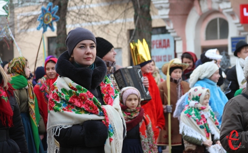 Весь цикл зимових свят в українців був великою гостиною