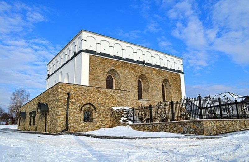 Фото, яке увійшло до числа переможців у конкурсі від Вікіпедії, - синагога в Сатанові, зроблене у січні 2017 року
