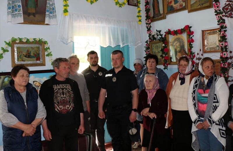 Присутні на зборах кожної з громад більшістю голосів  підтримали перехід з упц мп до помісної Православної Церкви України