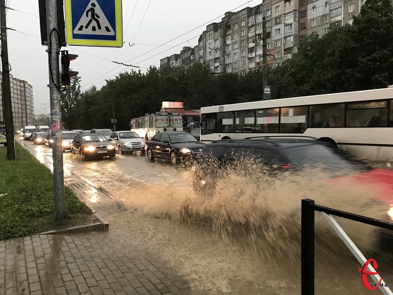 17 серпня у Хмельницькому пройшла сильна злива