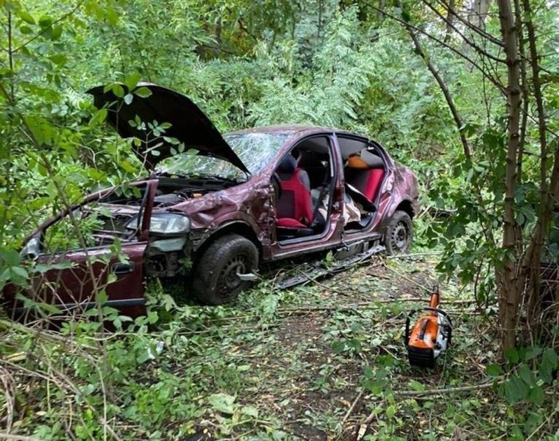 В аварії, яка сталася в Шепетівському районі 24 вересня 2021 року, загинула дружина водія