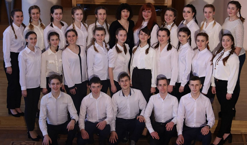 У конкурсі змагаються студенти хорового колективу від керівництвом Лілії Качуринець