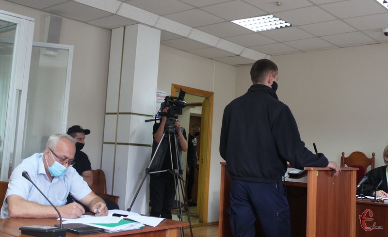 Під час судового засідання патрульні поліцейські заявили, що мотоцикл Сергія Владики перебуває у розшуку Інтерполу