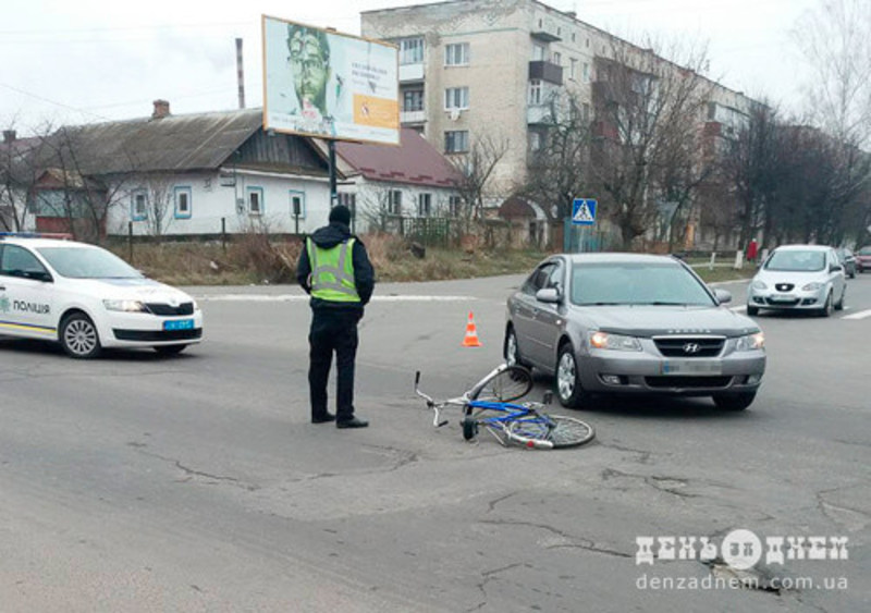 Аварія сталася на перехресті проспекту Миру та вулиці Валі Котика