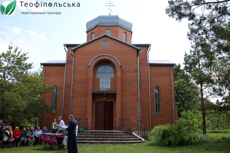 Парафіяни в селі Гальчинці проголосували за перехід храму в підпорядкування ПЦУ