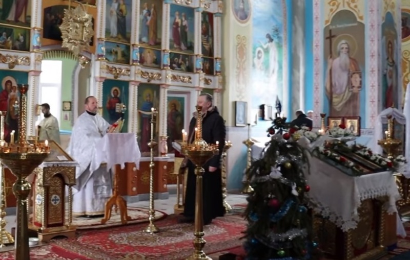 У храмі Свято-Покровської парафії села Чепелівка, що на Красилівщині, вперше зазвучала молитва українською мовою