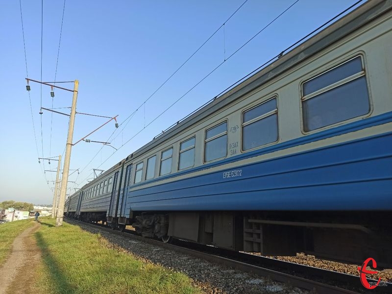 Зважаючи на тривалі вихідні Укрзалізниця призначила кілька додаткових потягів на період з 12 по 18 жовтня