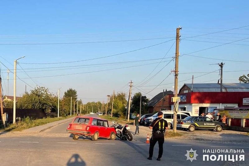 В Ружичанці Розсошанської тергромади постраждав мотоцикліст