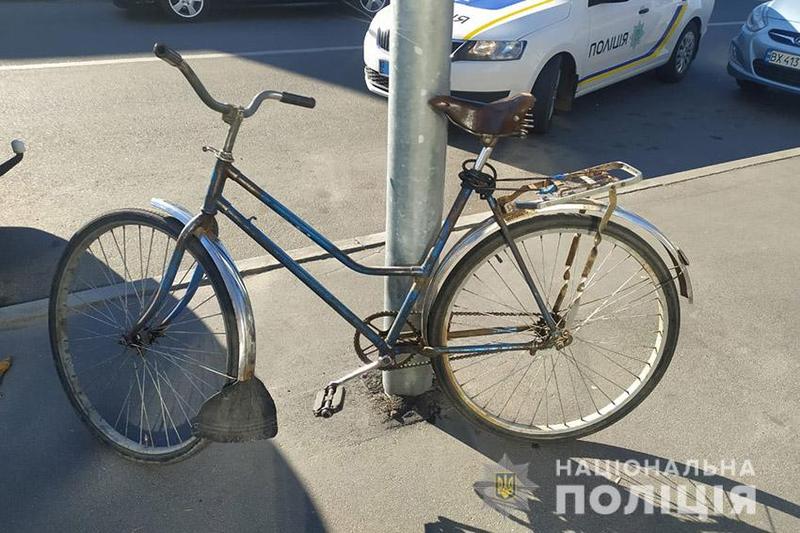 20-річний водій автомобіля ВАЗ 2109 наїхав на 60-річного велосипедиста