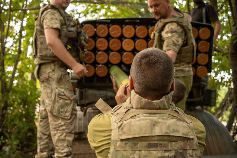 Українські захисники продовжують завдавати окупаційним військам втрат в живій силі та техніці