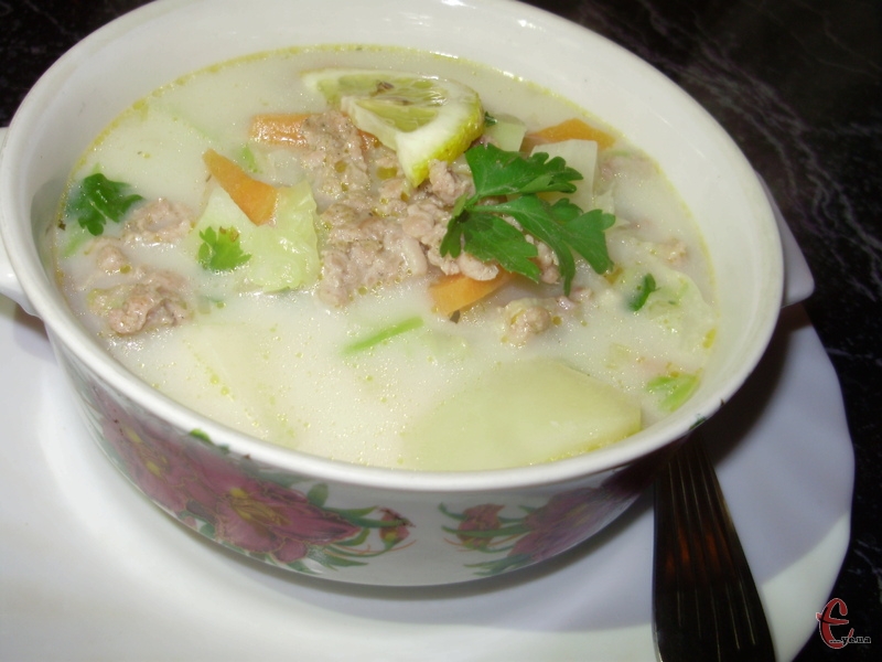 «Zuppa Toscana» — легендарний суп родом із Італії.